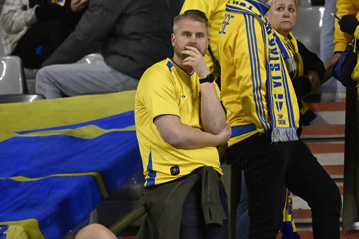 FOTO Belgia - Suedia, întrerupt după un atac terorist în Bruxelles