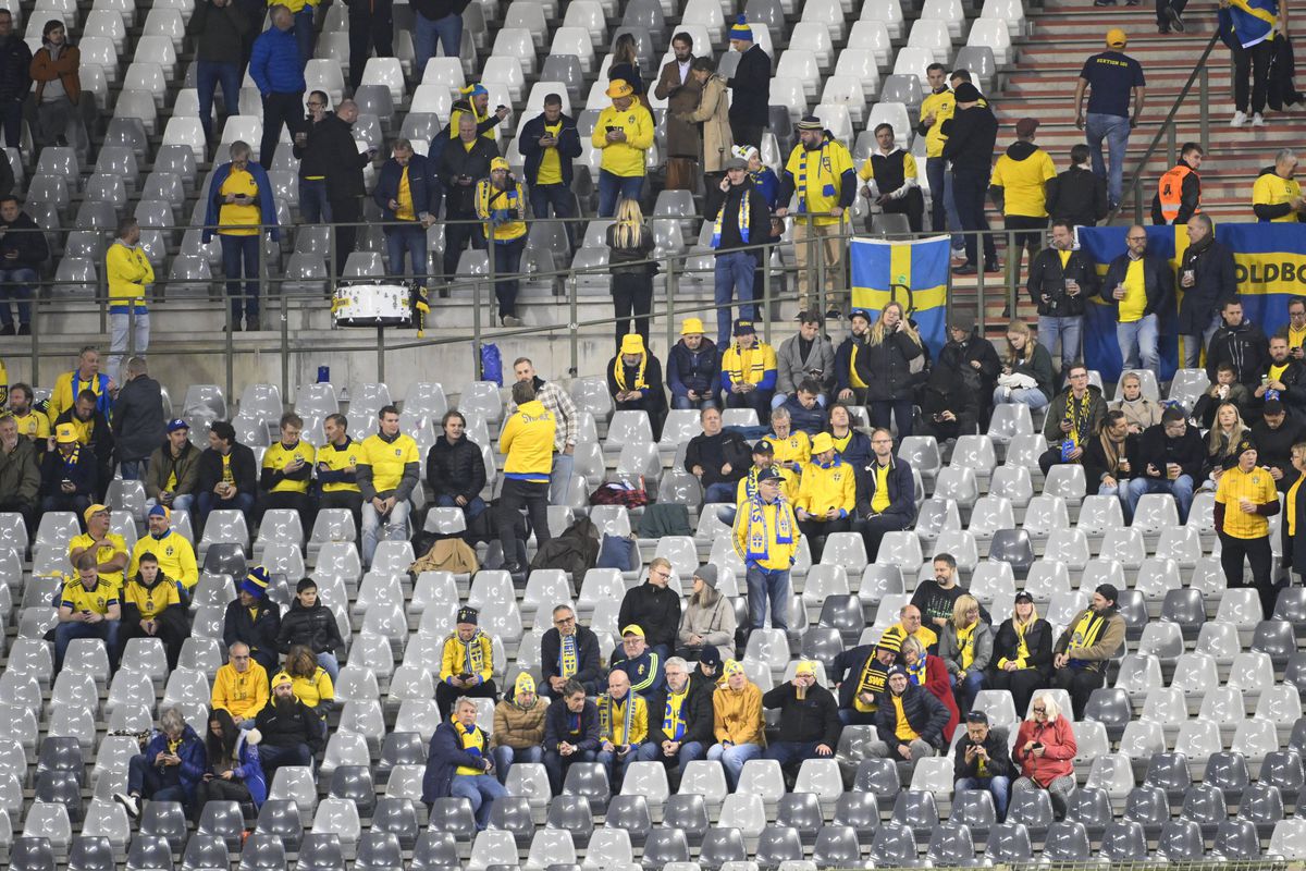 FOTO Belgia - Suedia, întrerupt după un atac terorist în Bruxelles