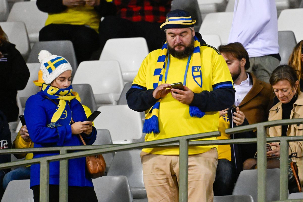 FOTO Belgia - Suedia, întrerupt după un atac terorist în Bruxelles