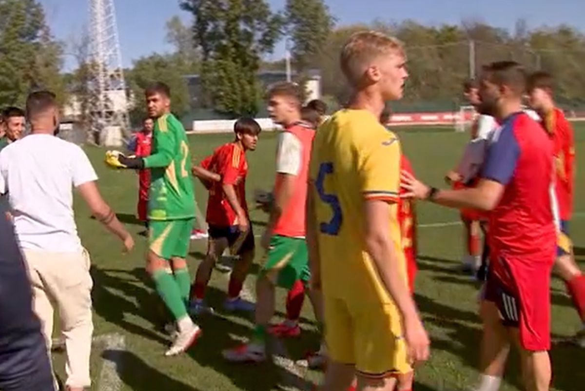 FRF a declanșat o anchetă în urma incidentelor de ieri de la meciul României U19 cu Spania: „Toleranță zero!”