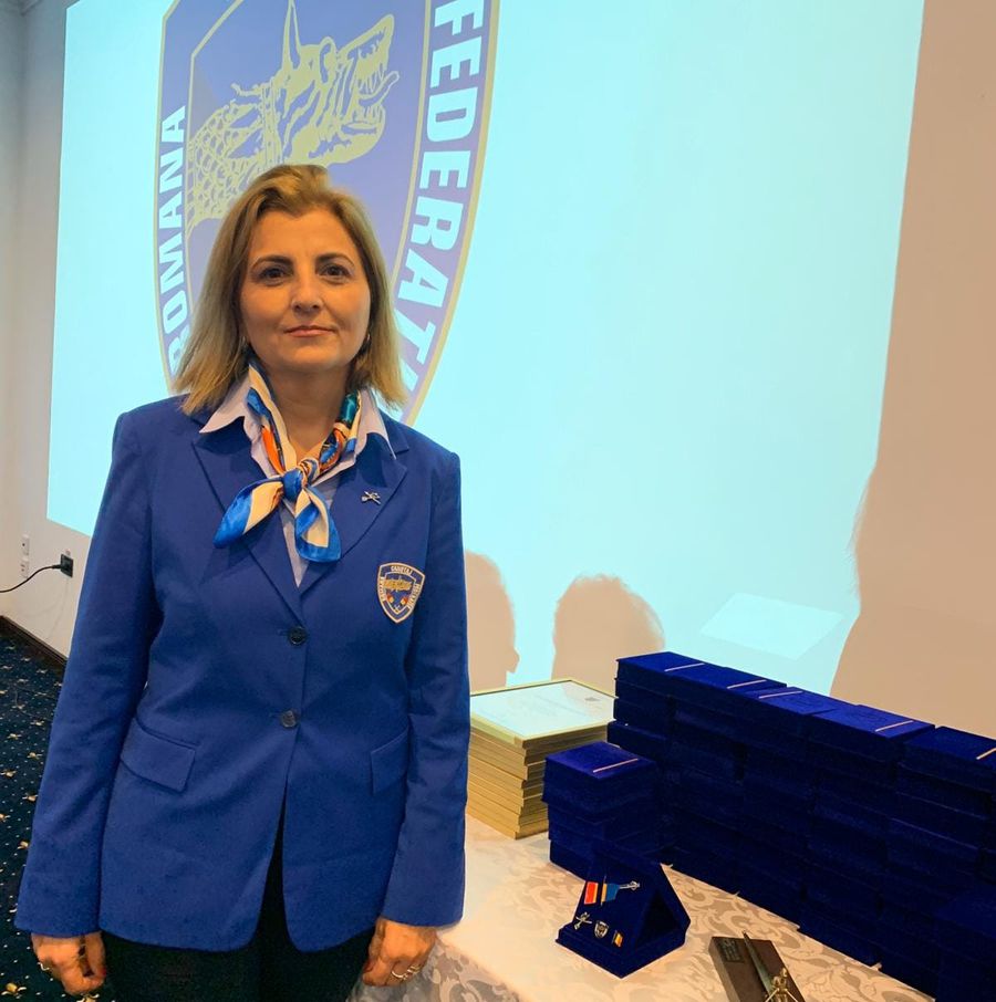 Roxana Petrescu, contabil șef Federația de Canotaj. Foto: Facebook Oficialul-cheie din scandalul primelor propuse lui Lipă, dialog HALUCINANT cu GSP: „Am cerut prime maxime, suntem o echipă”