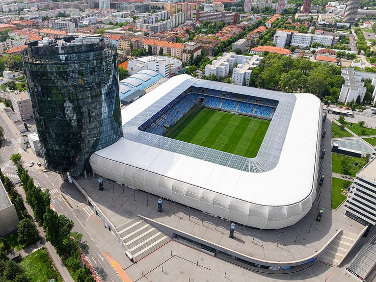 Stadionul „Tehelné pole” (22.500 locuri) din Bratislava va fi cea mai importantă arenă de la Euro U21 de anul viitor. Foto: Imago Images