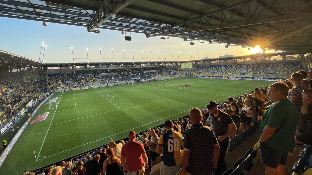 Poftiți în arenele Slovaciei! Cum arată stadioanele pe care se joacă EURO 2025