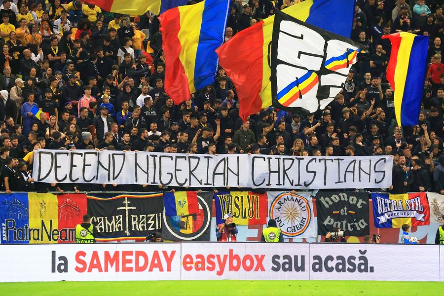 „Apărați creștinii din Nigeria” » Ce înseamnă bannerul neașteptat afișat de galeria României la meciul cu Austria: „Sunt 19.000 de biserici distruse”