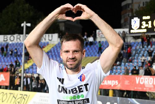 FC Botoșani a a ajuns lider după ce conducerea a schimbat primele de joc. Foto: Imago