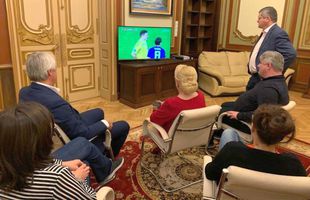 ROMÂNIA - SUEDIA 0-2 // FOTO Imaginea cu Viorica Dăncilă în timpul meciului a devenit virală + Ce a postat Klaus Iohannis