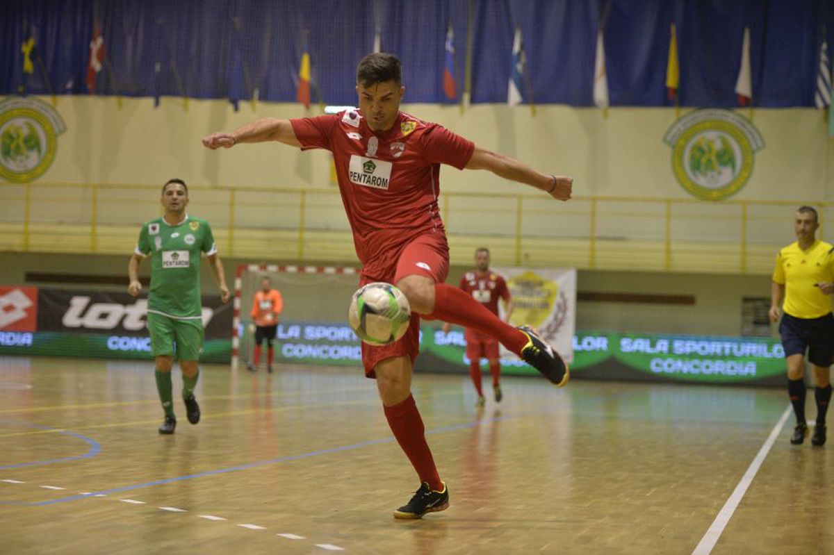 România - Suedia 0-2 // GALERIE FOTO Eveniment în memoria lui Didi Prodan » Raț, Niculae sau Cristi Pulhac dau de pământ cu România și Cosmin Contra: „Nu mai avem valoare! Selecția trebuie făcută imparțial!”