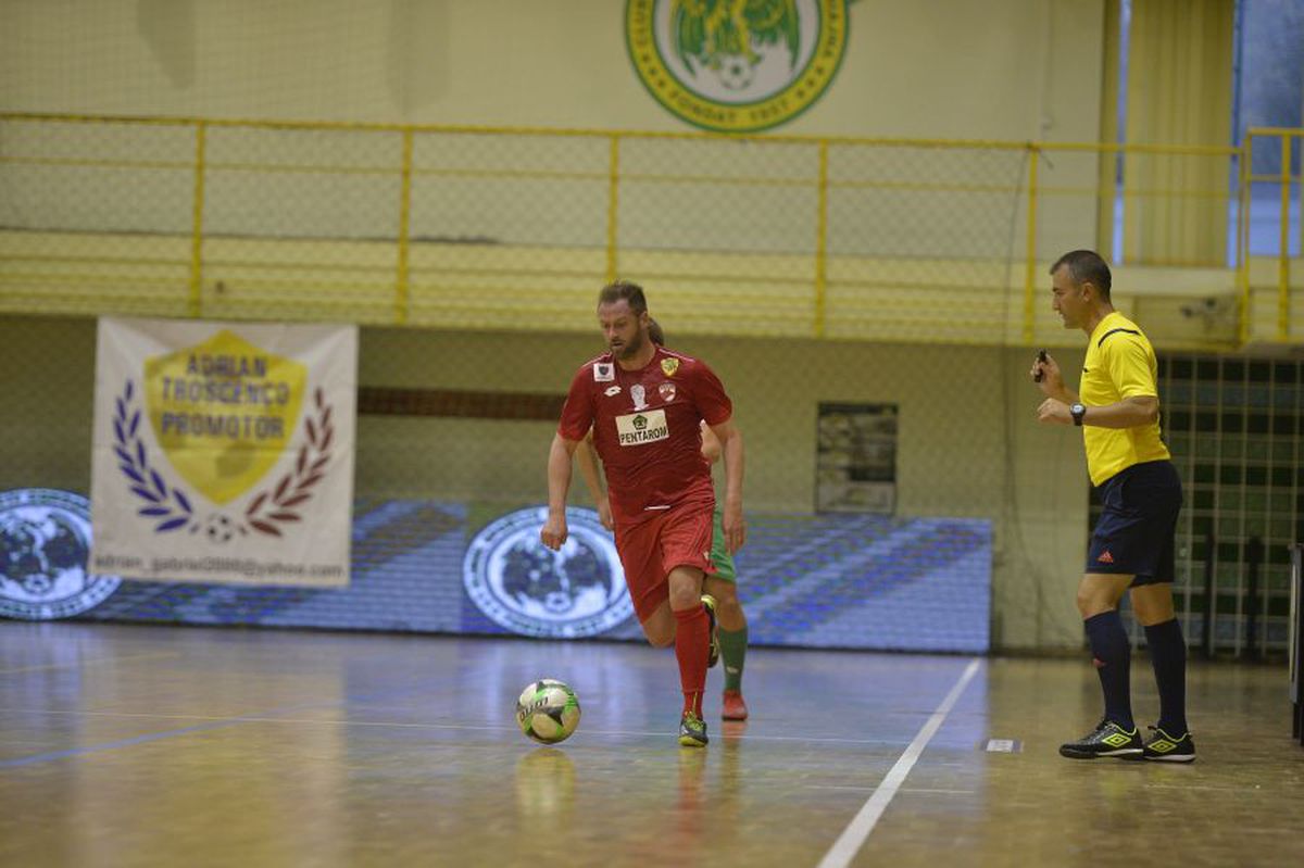 România - Suedia 0-2 // GALERIE FOTO Eveniment în memoria lui Didi Prodan » Raț, Niculae sau Cristi Pulhac dau de pământ cu România și Cosmin Contra: „Nu mai avem valoare! Selecția trebuie făcută imparțial!”