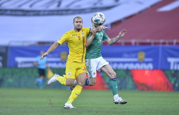 Gest emoționant înainte de Irlanda de Nord - România! Banderole negre și moment de reculegere în memoria victimelor de la Spitalul de Urgență din Piatra Neamț