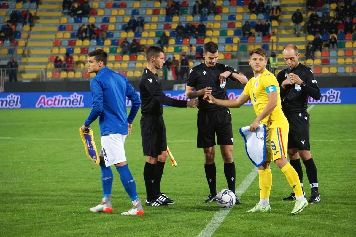 Florin Bratu își ceartă jucătorii pentru prăbușirea României U21 din Italia: „Arătăm potențial, dar să înțeleagă că nu e suficient”