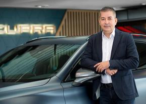 CUPRA lansează ȋn România  primul showroom CUPRA Garage, la București
