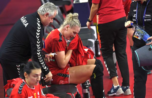 Crina Pintea, în lacrimi după România - Germania: „Ce rost are să mai faci sacrificii dacă totul se întâmplă în spate? Sunt jocuri de culise! EHF nici nu ne-a lăsat să  protestăm”