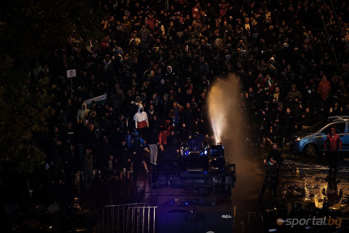 Haos pe străzile din Sofia în timpul meciului Bulgaria - Ungaria