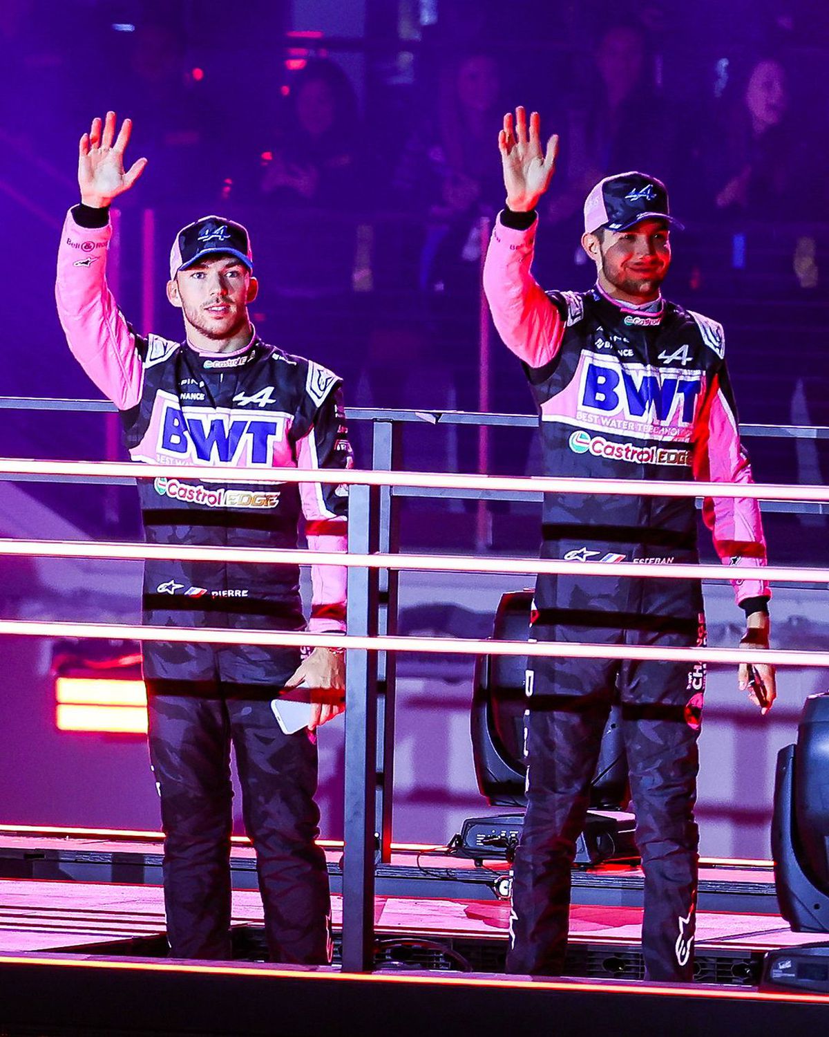 Ceremonie spectaculoasă înaintea primului Mare Premiu din Las Vegas după 40 de ani » Verstappen n-a fost impresionat: „Mă face să arăt ca un clovn”