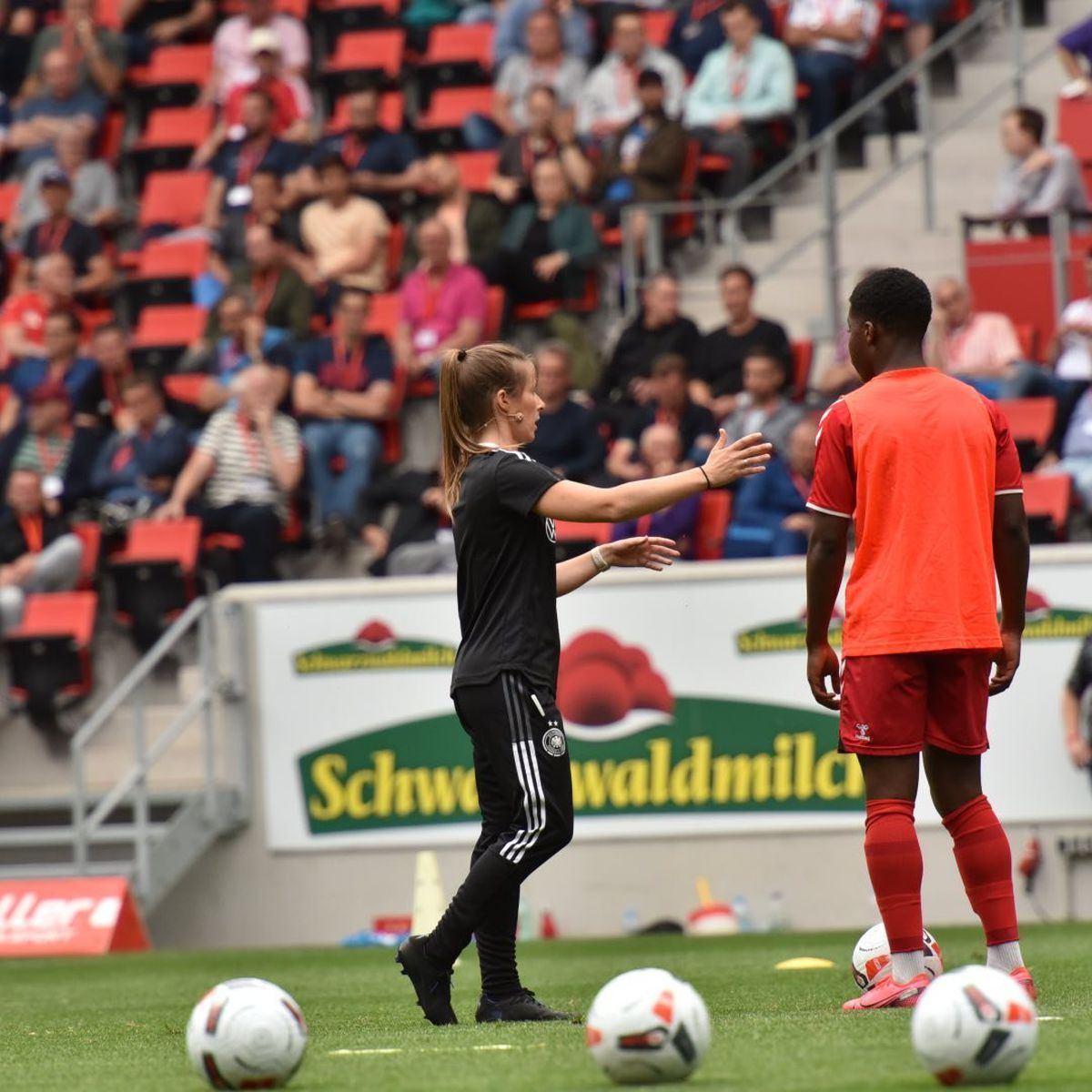 Premieră în Bundesliga » Clubul din Champions League a numit o femeie pe postul de antrenor secund