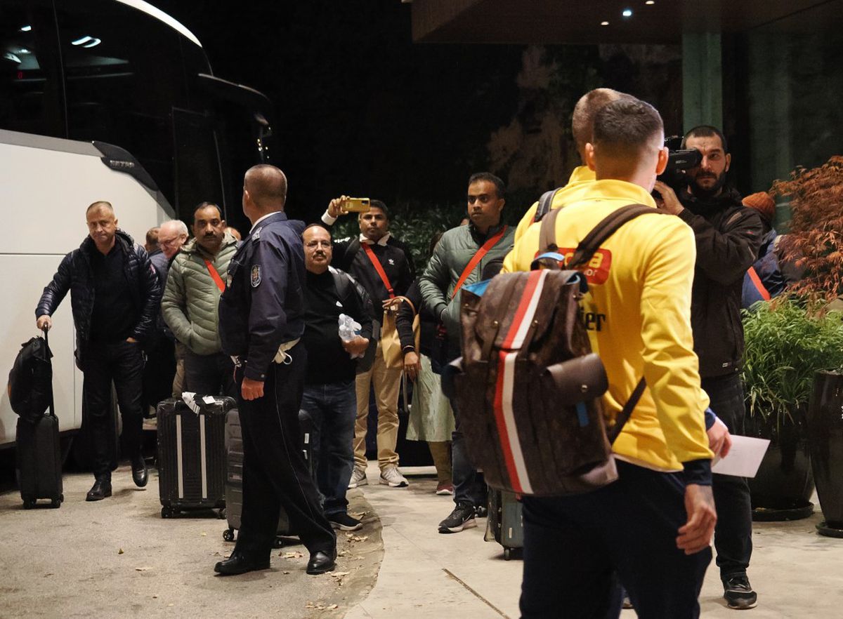 Naționala României a ajuns în Ungaria » De ce surpriză au avut parte „tricolorii” la hotel