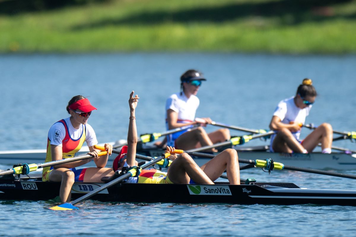 Ionela Cozmiuc - Mariana Dumitru