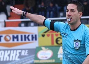 Atentat la miezul nopții: i-au dat foc casei! Arbitrul s-a refugiat pe acoperiș