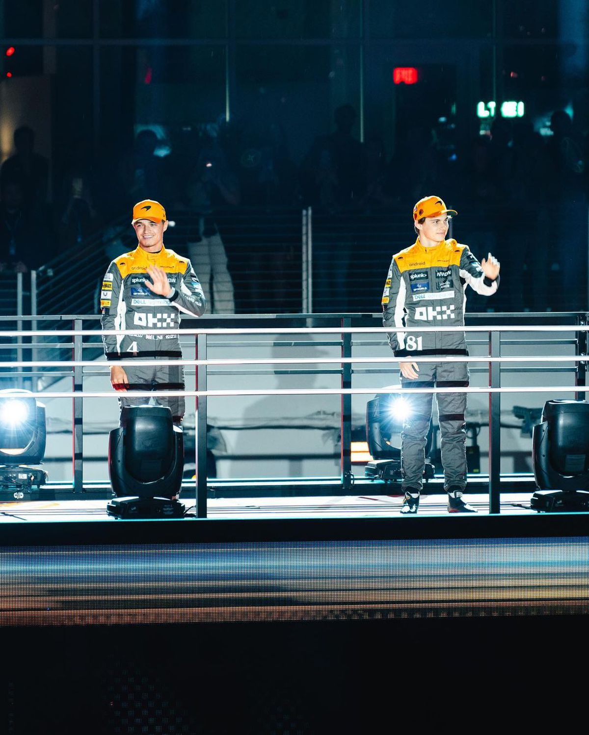 Ceremonie spectaculoasă înaintea primului Mare Premiu din Las Vegas după 40 de ani » Verstappen n-a fost impresionat: „Mă face să arăt ca un clovn”