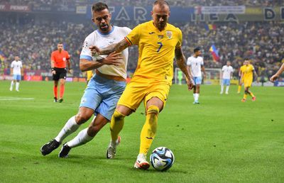 Istoria ține cu familia Iordănescu. „Tata Puiu” i-a scos din cărți pentru Euro '96