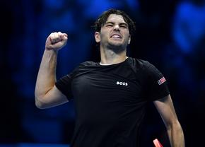 Surpriză la Turneul Campionilor! Taylor Fritz este în finală, după un meci absolut nebun cu Alexander Zverev