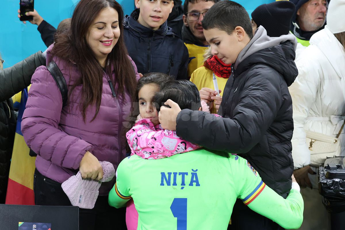 Florin Niță și familia după România - Kosovo