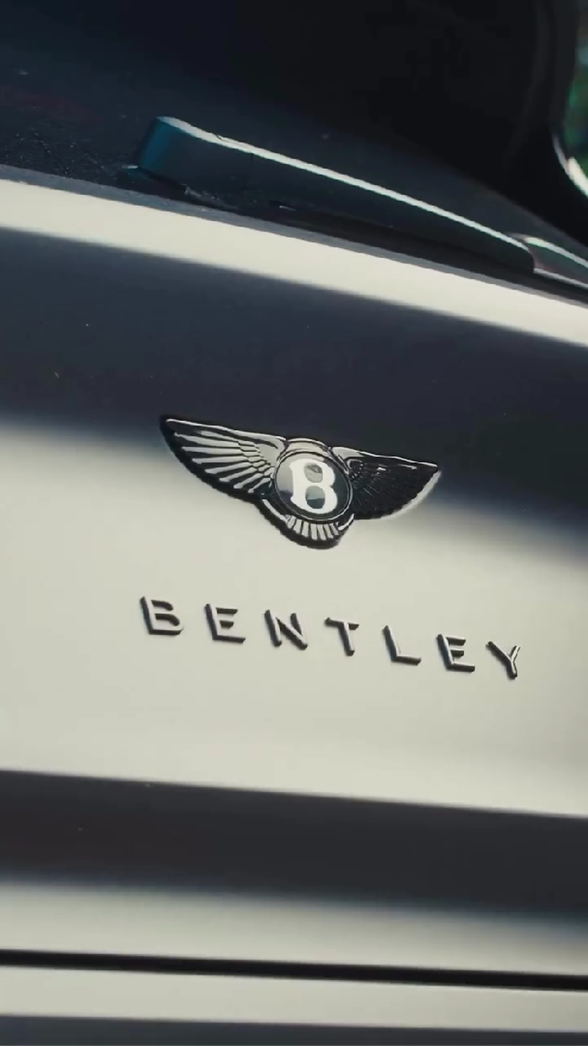 Masina oferită de Gakpo tatălui său