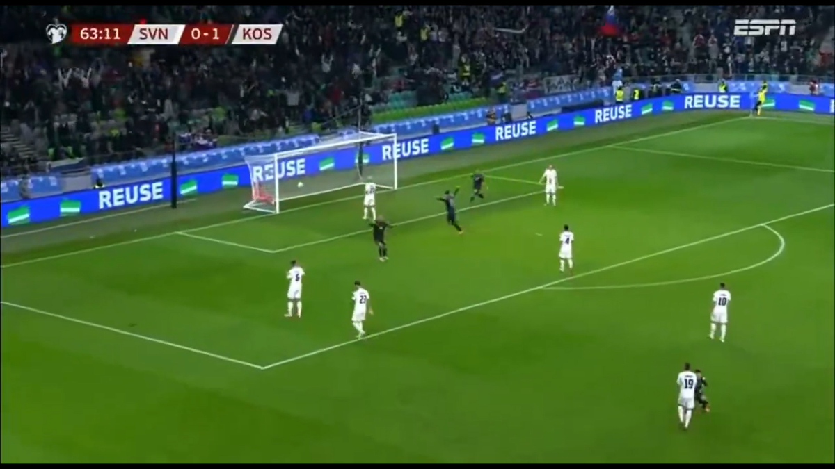 Ce autogol în preliminariile Campionatului Mondial: și-a învins propriul portar cu o execuție „superbă” de la 20 de metri