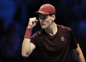 Jannik Sinner, noul și vechiul campion de la Torino! » Italianul l-a învins pe Carlos Alcaraz în două seturi