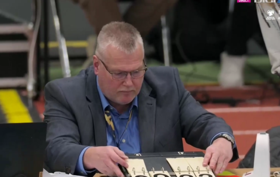 FOTO: Captură TV @Digi Sport 4 Gloria Bistrița, victorie senzațională la Dortmund » 20 de goluri marcate de handbalistele de națională, Seraficeanu, Ostase și Kerekes