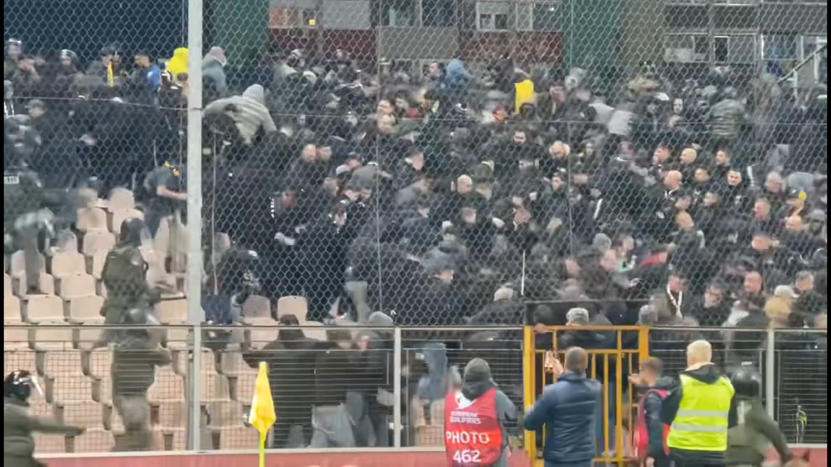 Bosniacii ne-au făcut „țigani”, iar acum continuă „războiul”: „Să se uite în curtea lor”