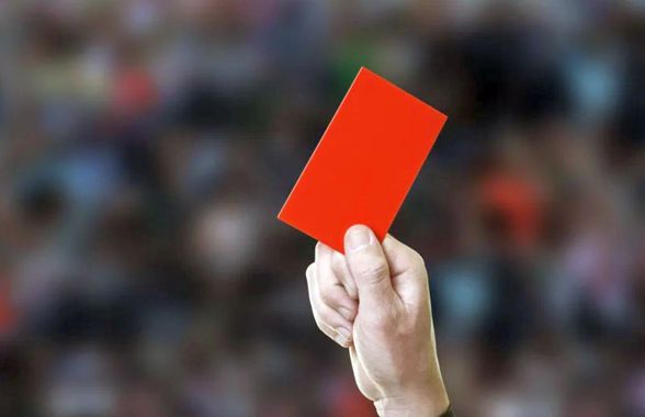 HAOS total! 7 cartonașe roșii în meciul din preliminarii