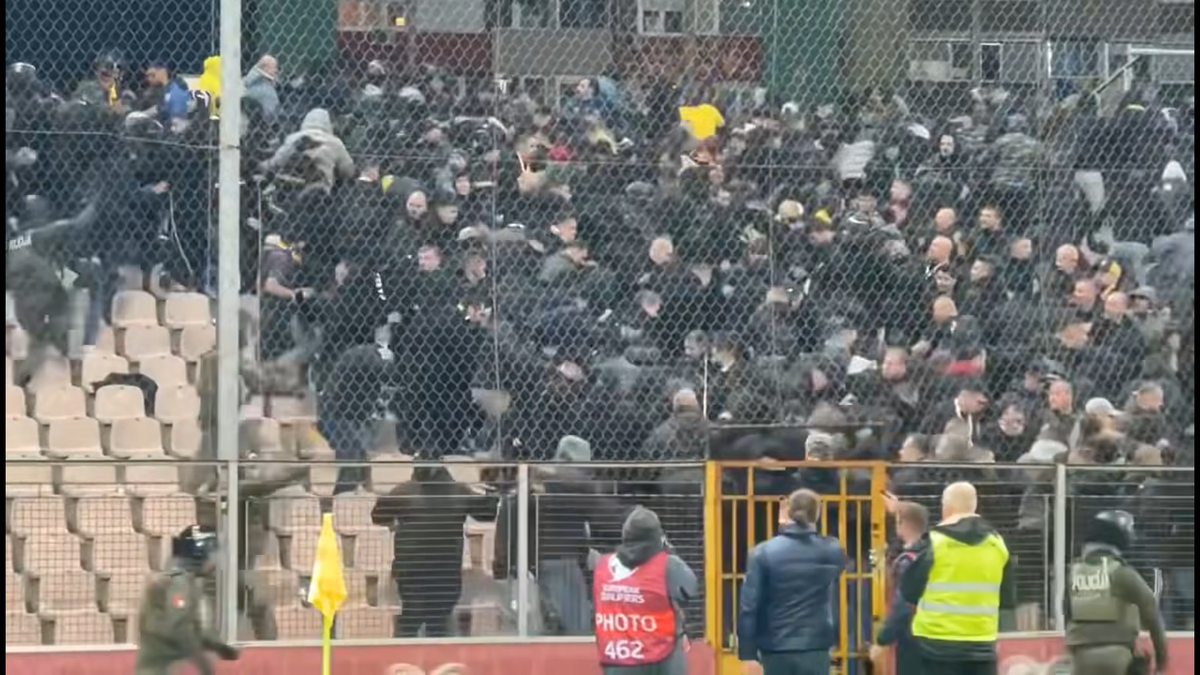 Bosniacii ne-au făcut „țigani”, iar acum continuă „războiul”: „Să se uite în curtea lor”