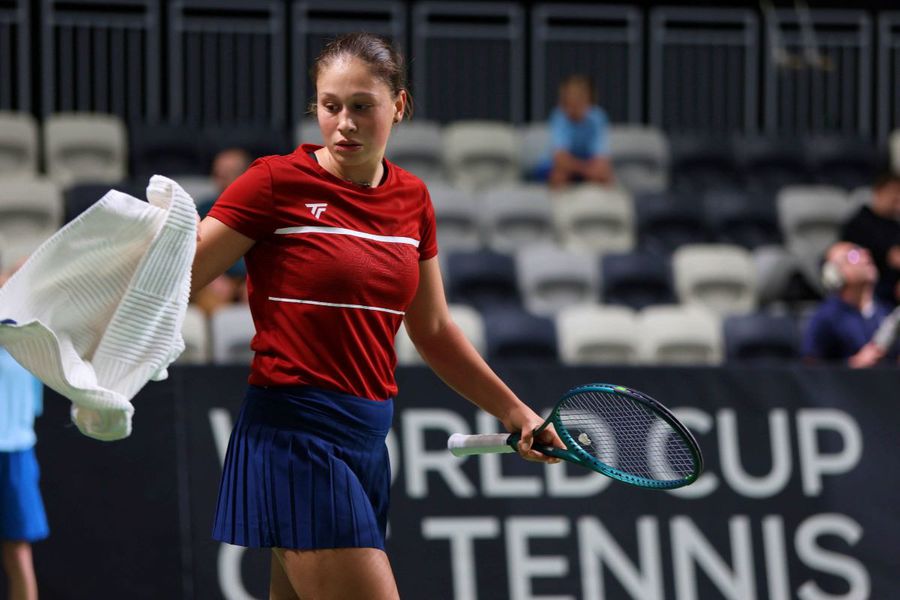 România - Polonia 0-3 în play-off-ul Billie Jean King Cup 2026, „tricolorele” vor juca în 2026 în Grupa I Europa/Africa » Victorii pe linie pentru Swiatek și colegele ei