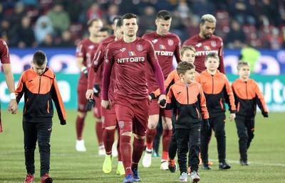 CFR CLUJ // Dan Petrescu anunță revenirea lui George Țucudean: „Va merge cu noi în cantonament”