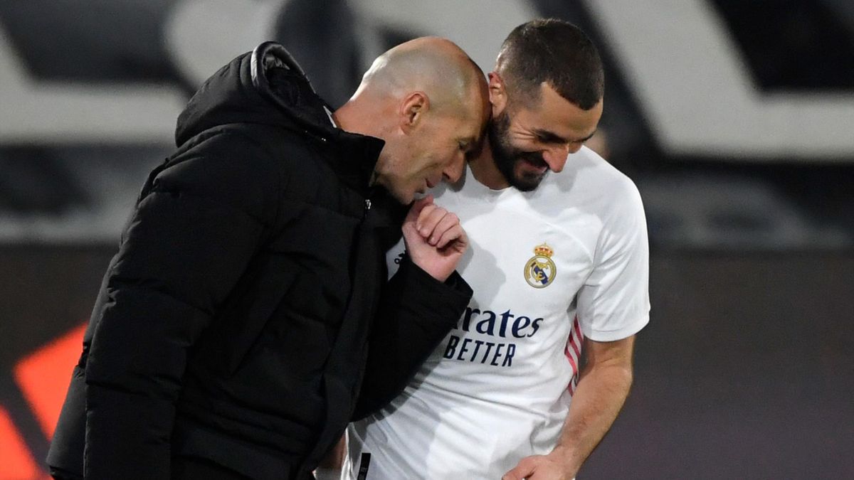 REAL MADRID - ATHLETIC BILBAO. Zinedine Zidane, fermecat de Karim Benzema, salvatorul „galacticilor”: „E clar cel mai bun atacant francez din istorie!”