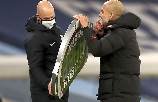 Pep Guardiola, moment de disperare în Manchester City - WBA! L-a implorat pe arbitru să mai prelungească meciul