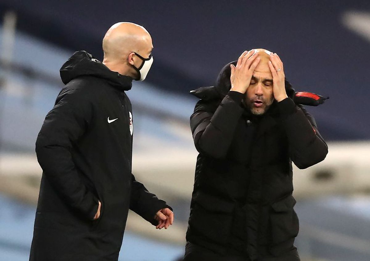 Pep Guardiola, moment de disperare în Manchester City - WBA! L-a implorat pe arbitru să mai prelungească meciul
