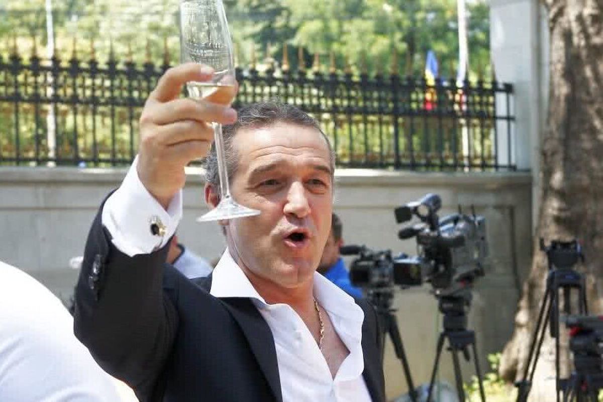 Principalul nume de pe lista lui Becali a primit liber la transfer: „Să dea Dumnezeu să fie de acord să meargă acolo”