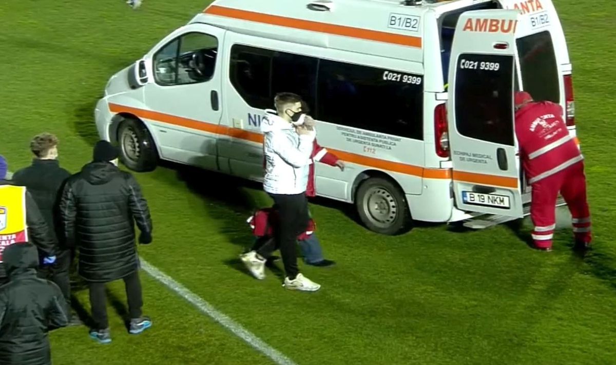 FOTO. Voluntari - Chindia, întrerupt în prima repriză! Un copil de mingi a avut nevoie de intervenția ambulanței