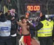 Deian Sorescu a fost dezbrăcat de fanii lui Dinamo, foto: Cristi Preda/GSP