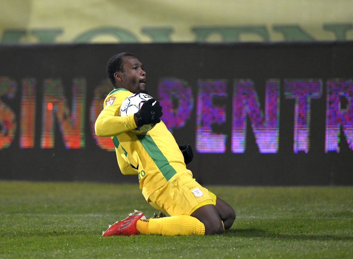 Ianis Zicu, scos din sărite de Dinamo: „E haotic tot ce se întâmplă acolo!”