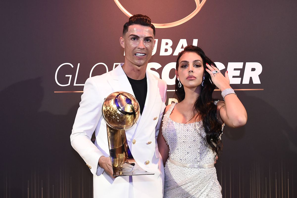 „Moșul” Georgina i-a adus lui Ronaldo un cadou de peste 340.000 de dolari: „Mulțumesc, iubirea mea”