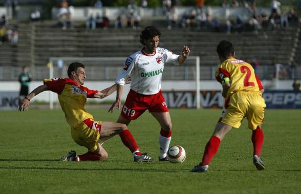 Tibor Moldovan, fost atacant la Dinamo, este invitatul zilei la GSP Live. Urmărește emisiunea AICI