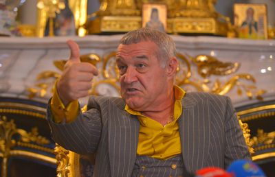 Becali l-a băgat în ședință pe Pintilii și a aflat care a fost problema cu CFR: „Mi-a zis că are soluția”