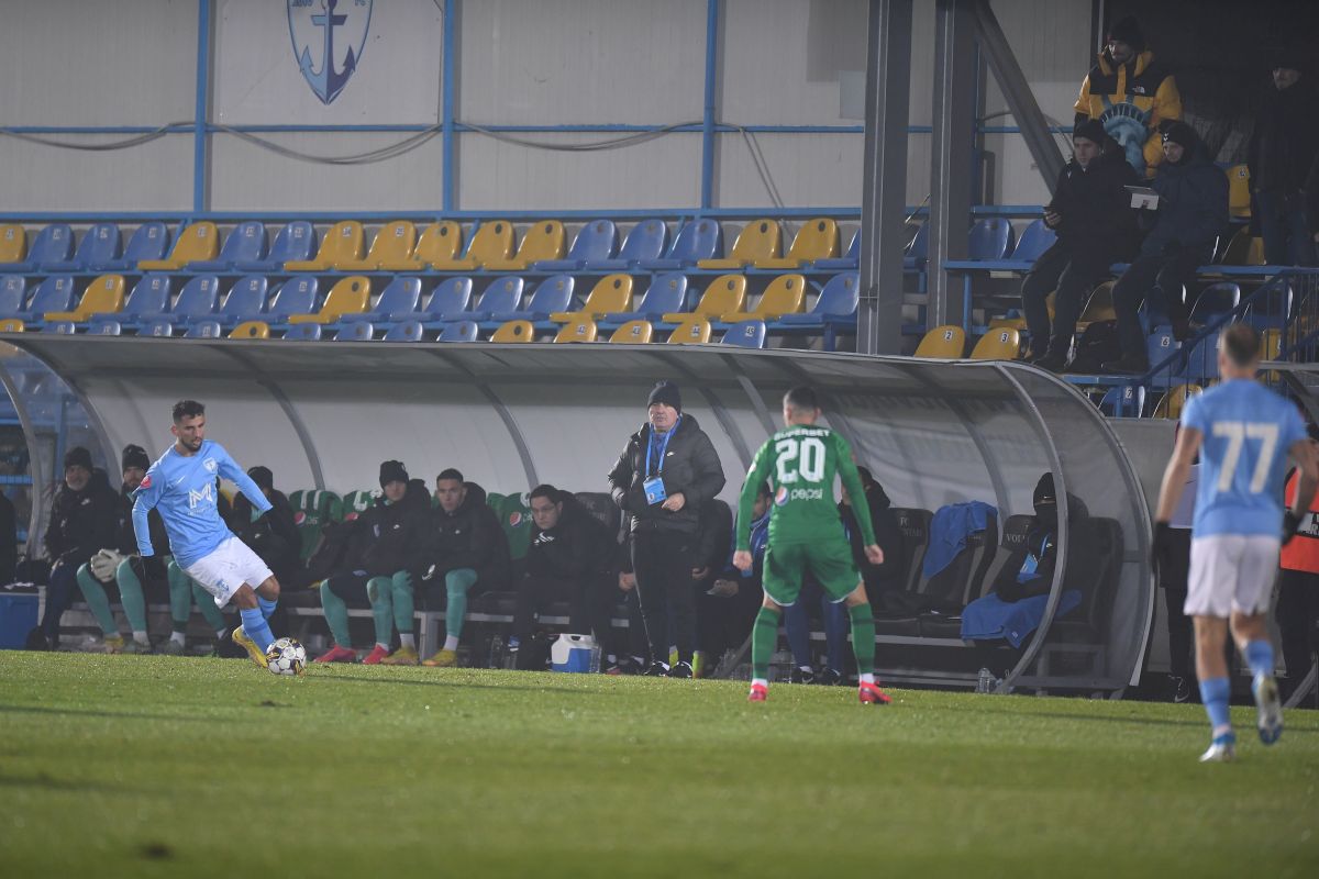 FC Voluntari - Farul 1-1 » A „plouat” cu ocazii și cu parade la Voluntari! Hagi riscă să „alunece” pe 2 până la finalul anului