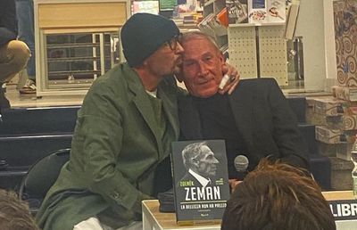 Ultima apariție publică a lui Sinisa Mihajlovic nu va fi uitată niciodată » Gest și discurs de campion: „Ai câștigat mai mult decât niște trofee”