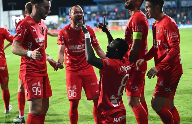 Nu mai contează pe ei! Se despart de încă doi jucători + revenire importantă în Superligă