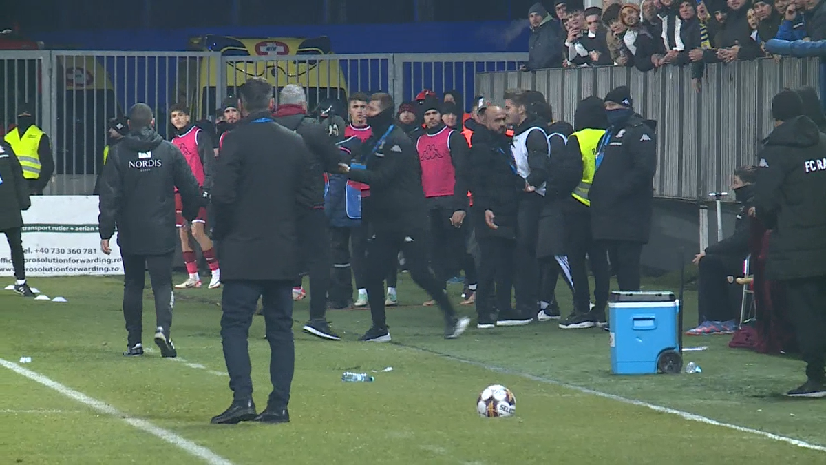 Bergodi, conflict un copil de mingi la Petrolul - Rapid