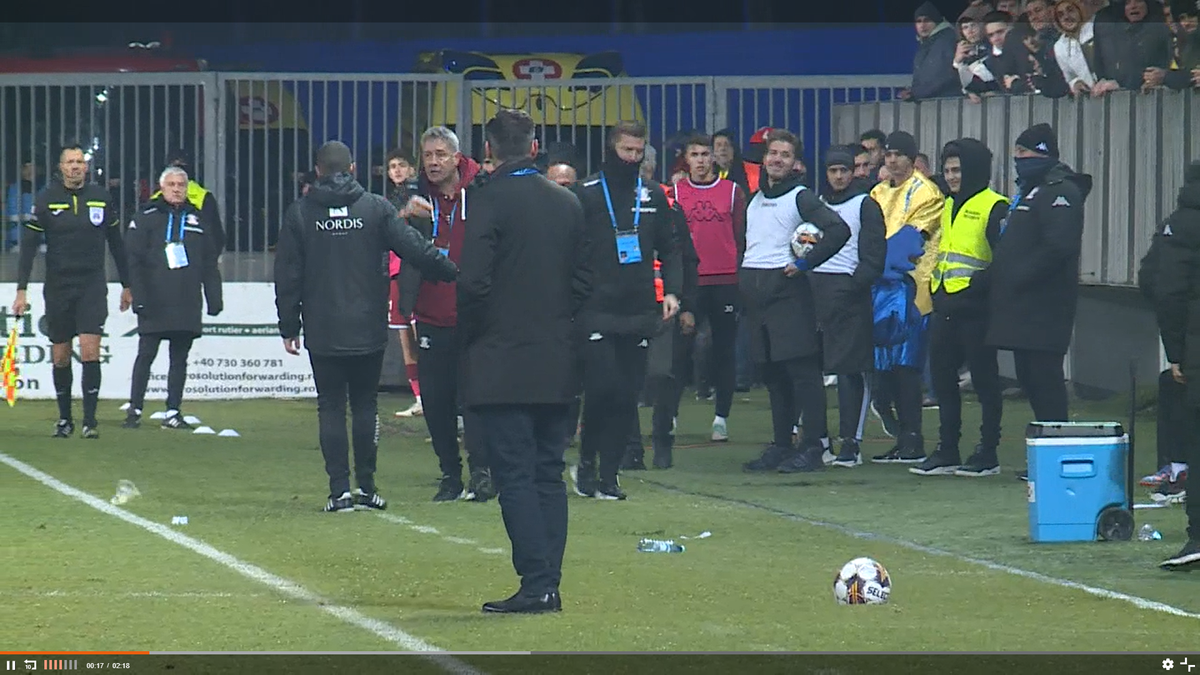 Nu s-a văzut la TV » Conflict deschis, cu Bergodi în prim-plan! Antrenorul a fost oprit cu greu